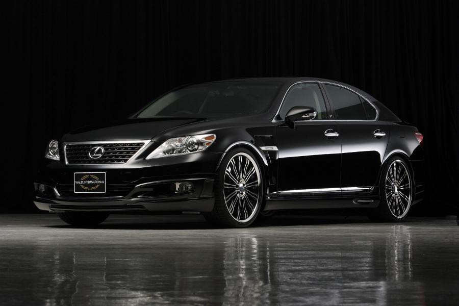  Lexus LS600h Executive Line by Wald 2010 года  (фото 29 из 81)
